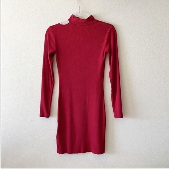 Urban Outfitters Ribbed Cutout Long Sleeve Dress - Picture 5 of 10